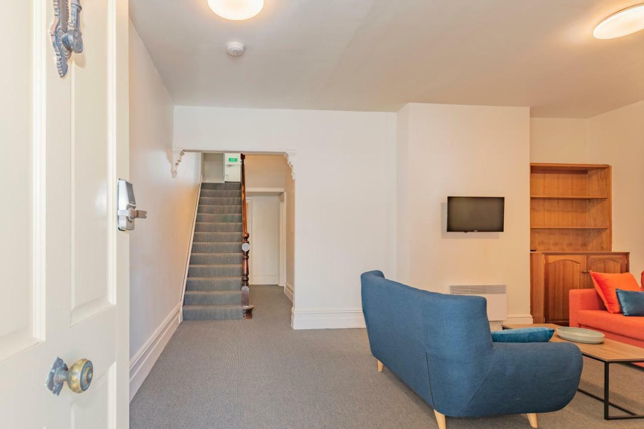 4 Bedroom House - Hobart Cbd - Free Parking - Free Wifi エクステリア 写真