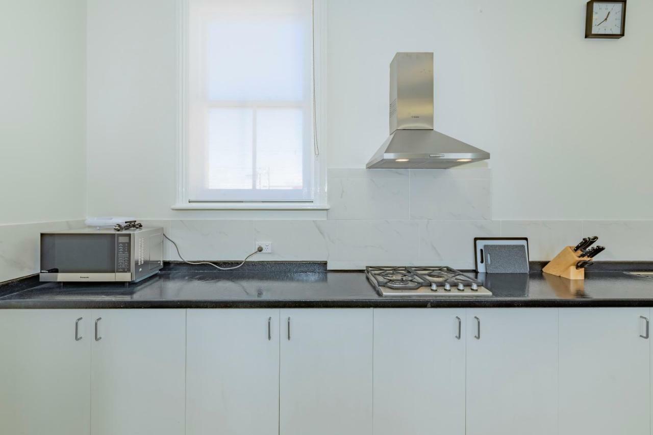 4 Bedroom House - Hobart Cbd - Free Parking - Free Wifi エクステリア 写真